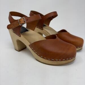 Swedish Hasbeens Mary Jane Style Clog Wooden Heel 39